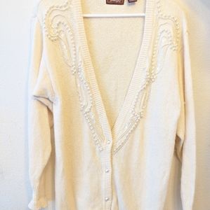 Women's sweater